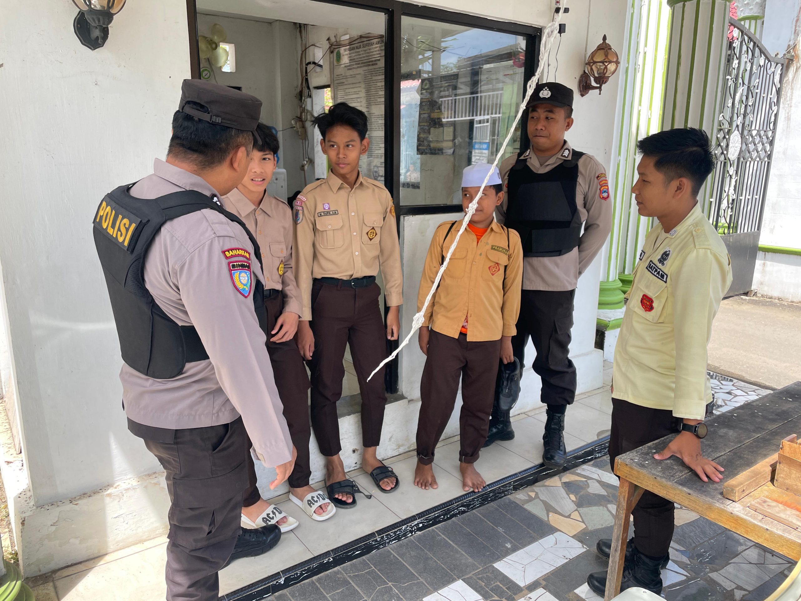 Patroli Dialogis Polsek Banjang: Tingkatkan Kewaspadaan dan Kepercayaan Masyarakat dalam Program Harkamtibmas