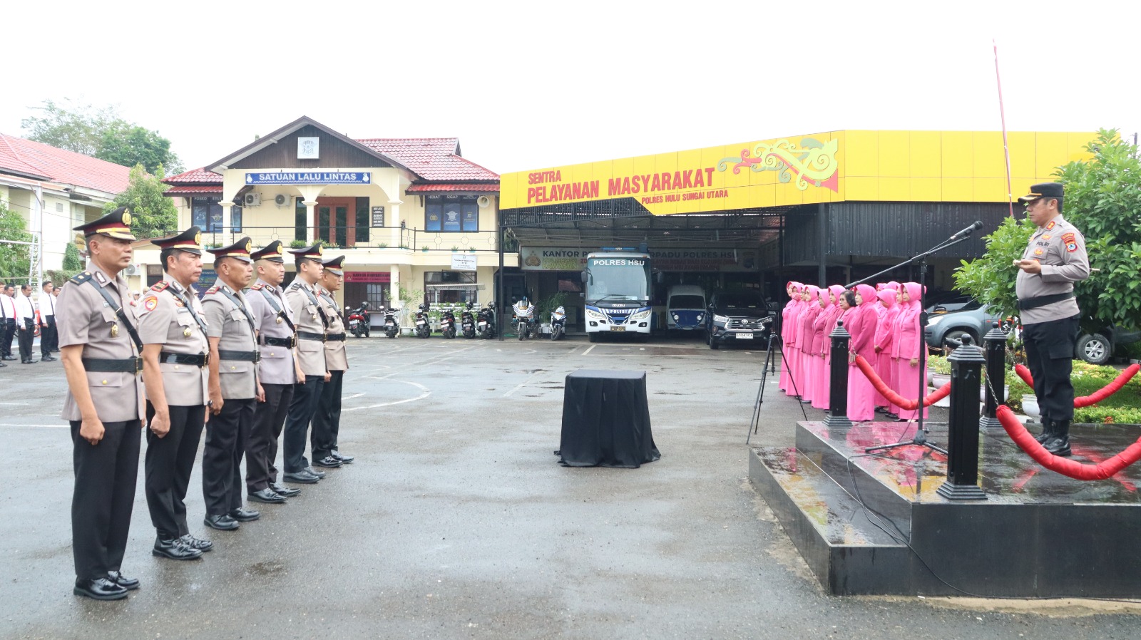 Polres HSU Gelar Sertijab Sejumlah Pejabat Utama, Lanjutkan Kenal Pamit AKP Robby dan IPDA Aris