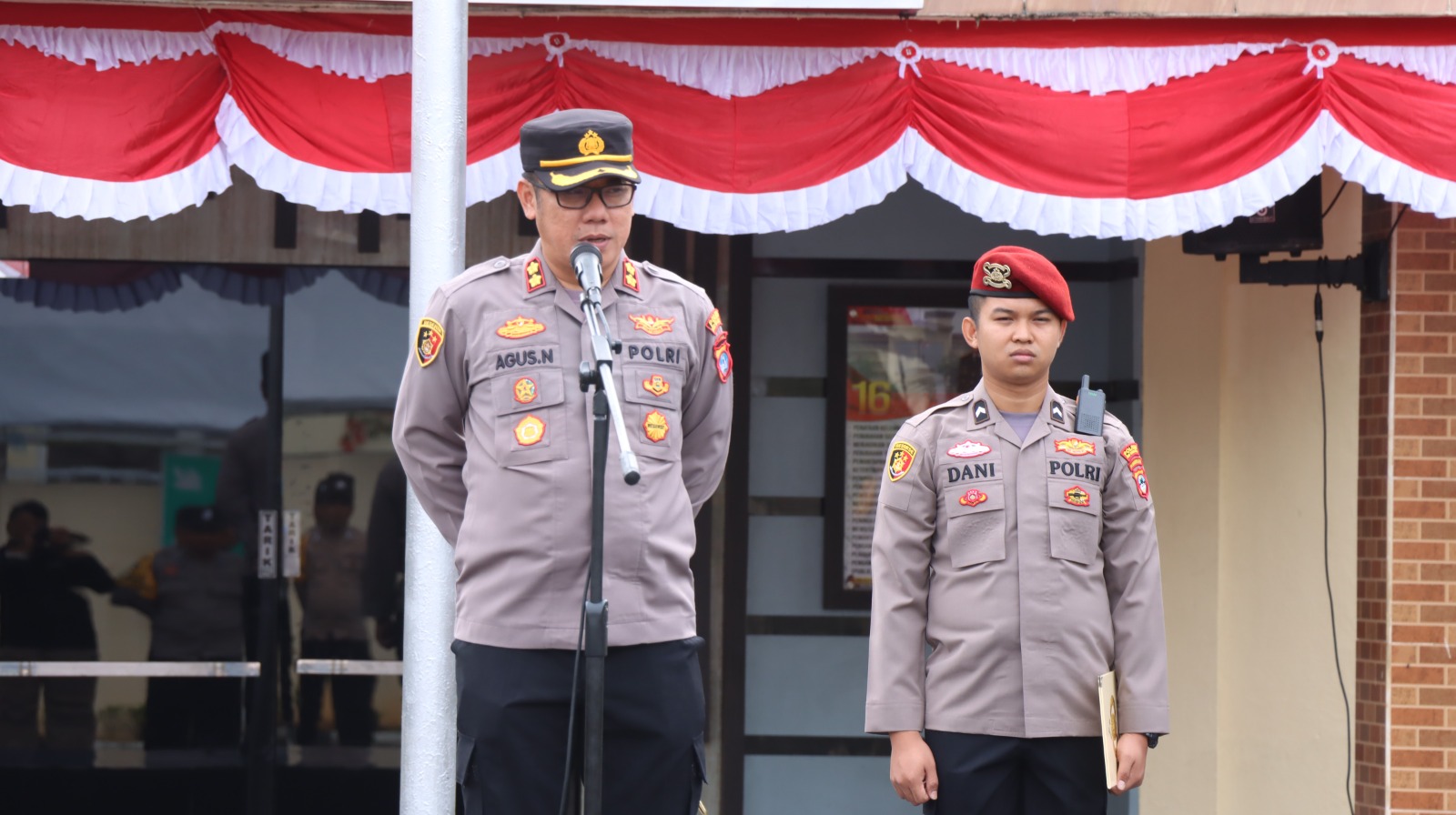 Apel Jam Pimpinan, Kapolres Hulu Sungai Utara Tekankan Kedisiplinan dan Kewajiban Dalam Bertugas