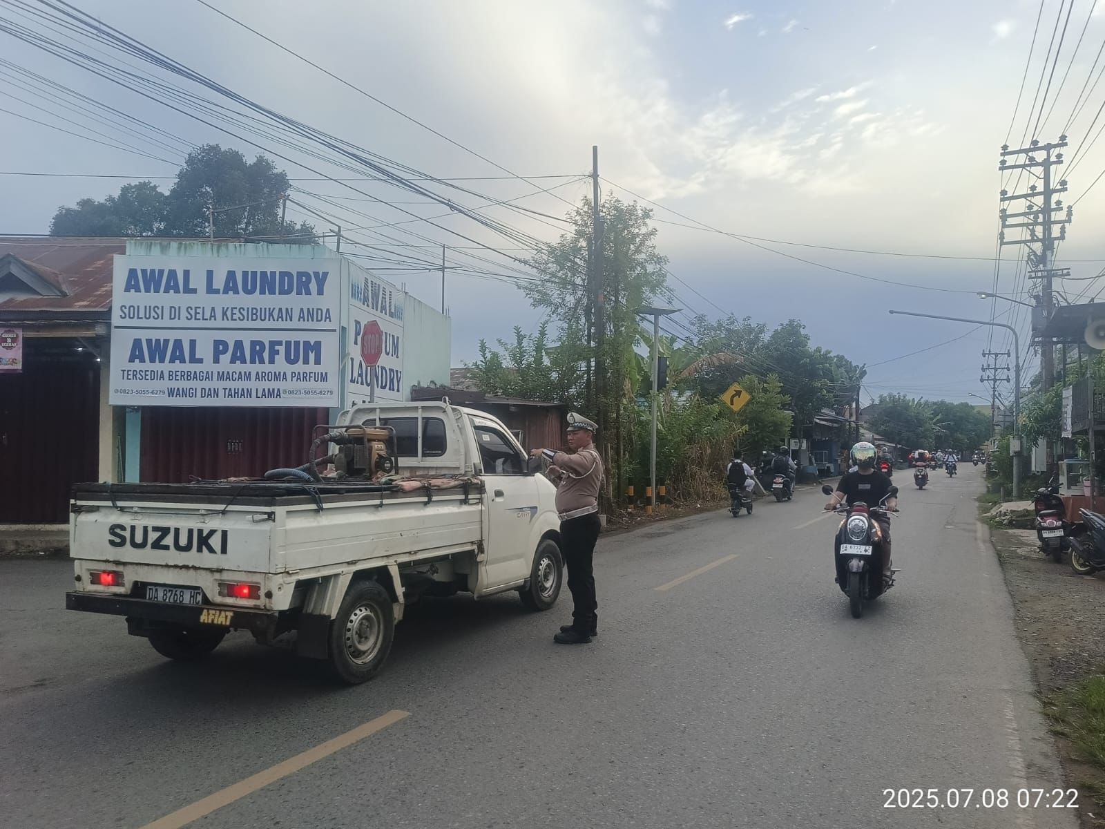 Satlantas Polres HSU Gelar Apel dan Pengamanan Pagi di Sejumlah Titik Strategis, Wujudkan Kamseltibcar Lantas yang Kondusif