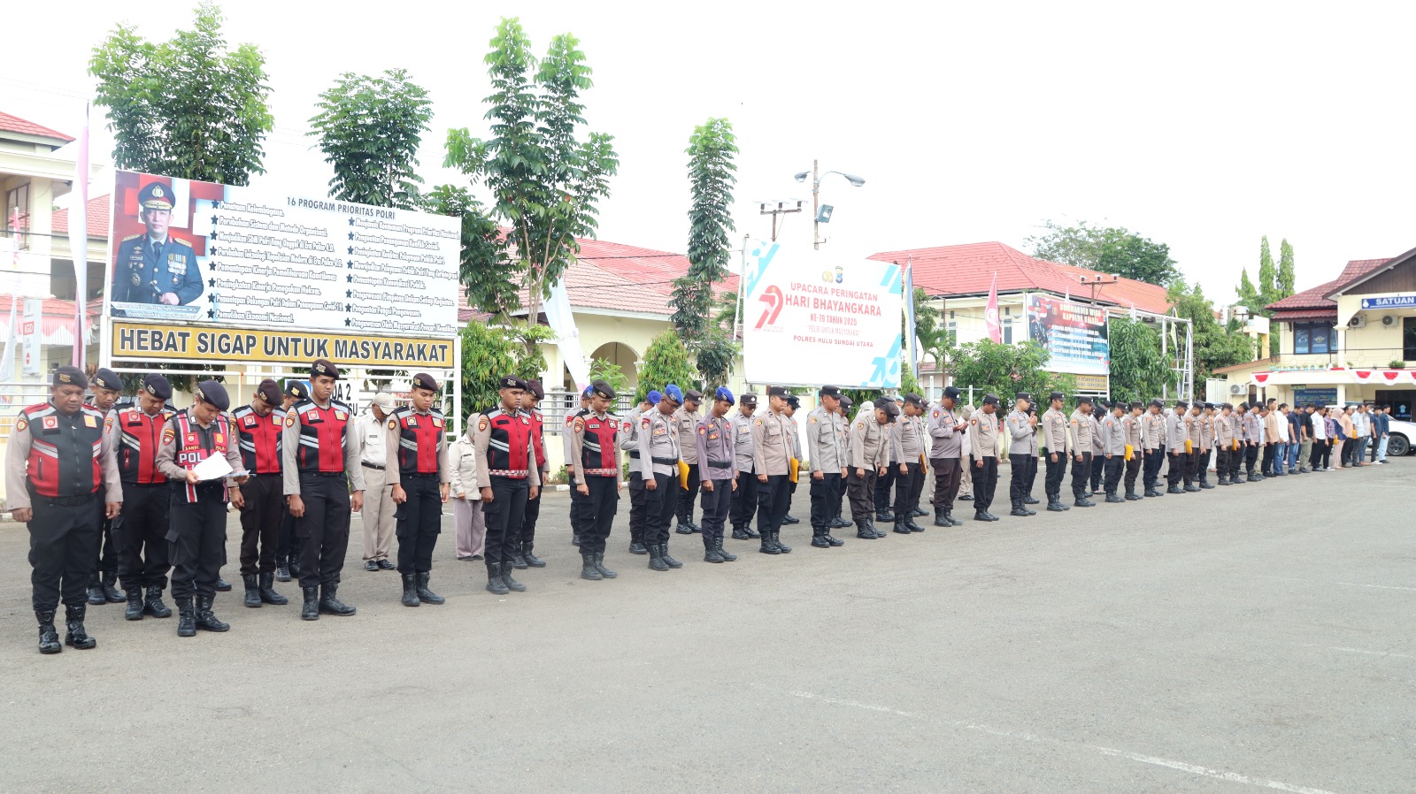 Apel Pagi Polri dan ASN Polres HSU, Kasat Intel Tekankan Disiplin dan Profesionalisme Personel