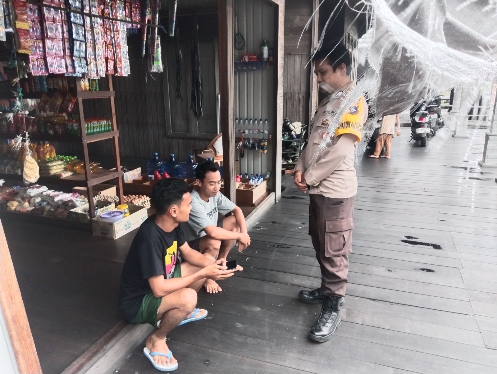 Polsek Babirik Gelar Patroli Dialogis dan Sambang, Wujudkan Polri PRESISI dan Bangun Kepercayaan Masyarakat