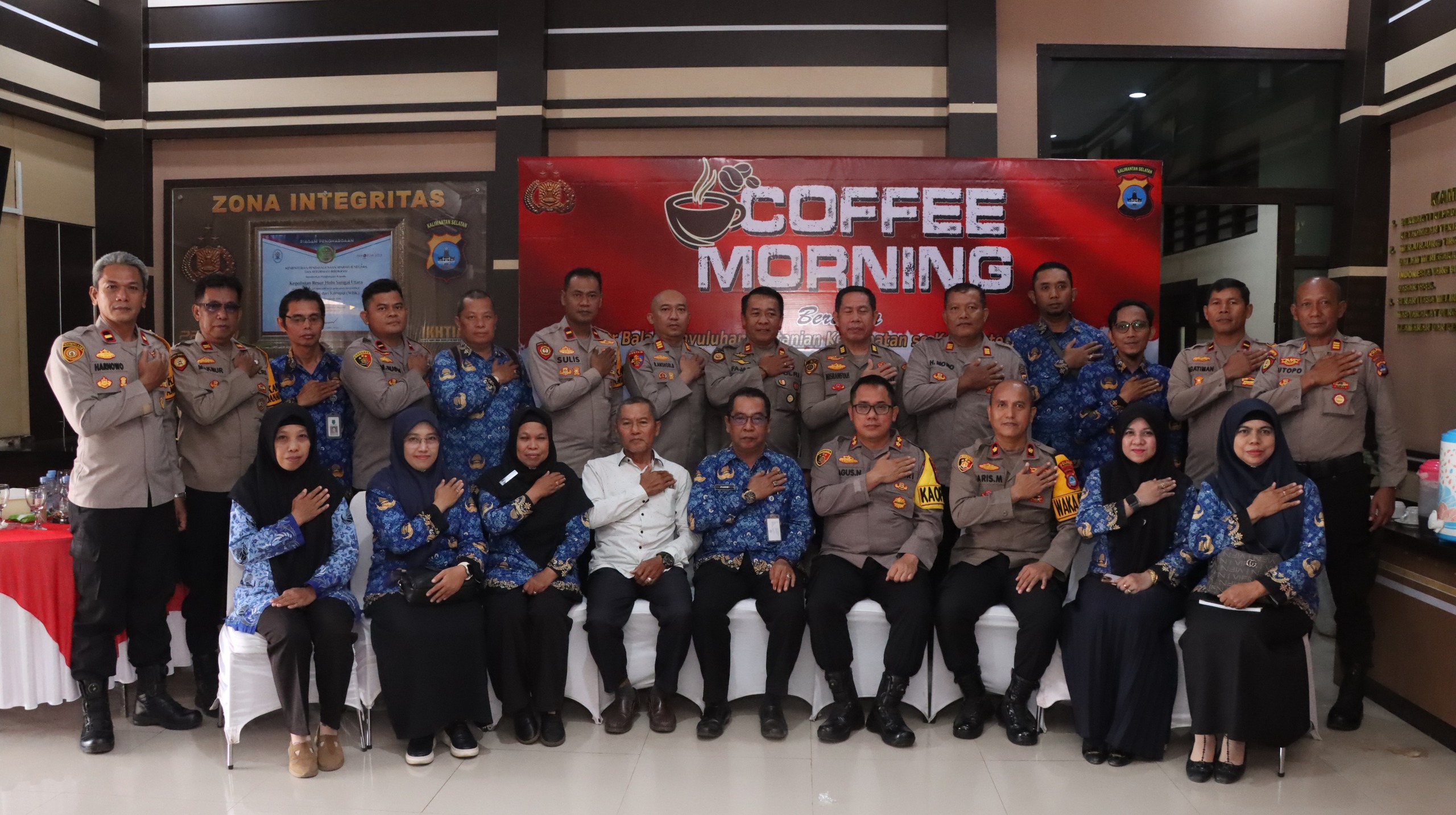 Kapolres HSU Gelar Coffee Morning Bersama Koordinator Penyuluh Pertanian Tingkat Kecamatan, Bahas Pengawasan dan Ketahanan Pangan