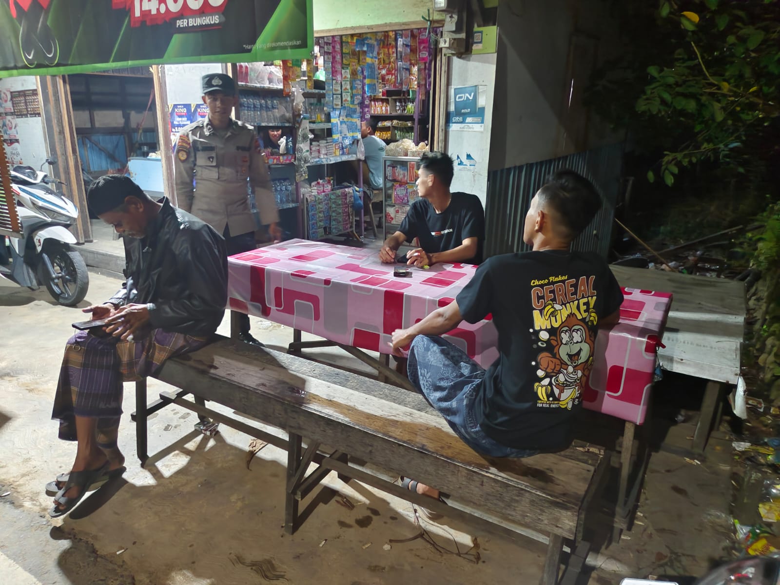 Polsek Babirik Intensifkan Patroli Dialogis dan Sambang, Wujudkan Keamanan Kondusif dan Bangun Kepercayaan Masyarakat