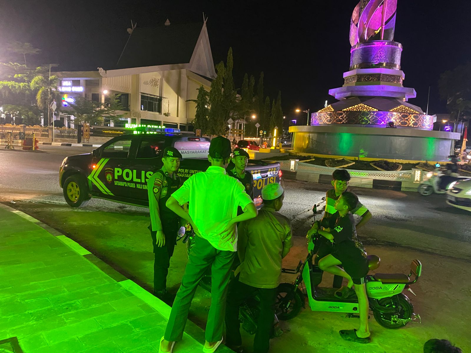 Patroli Presisi Sat Samapta Polres HSU Antisipasi Premanisme dan Kejahatan Jalanan di Malam Hari