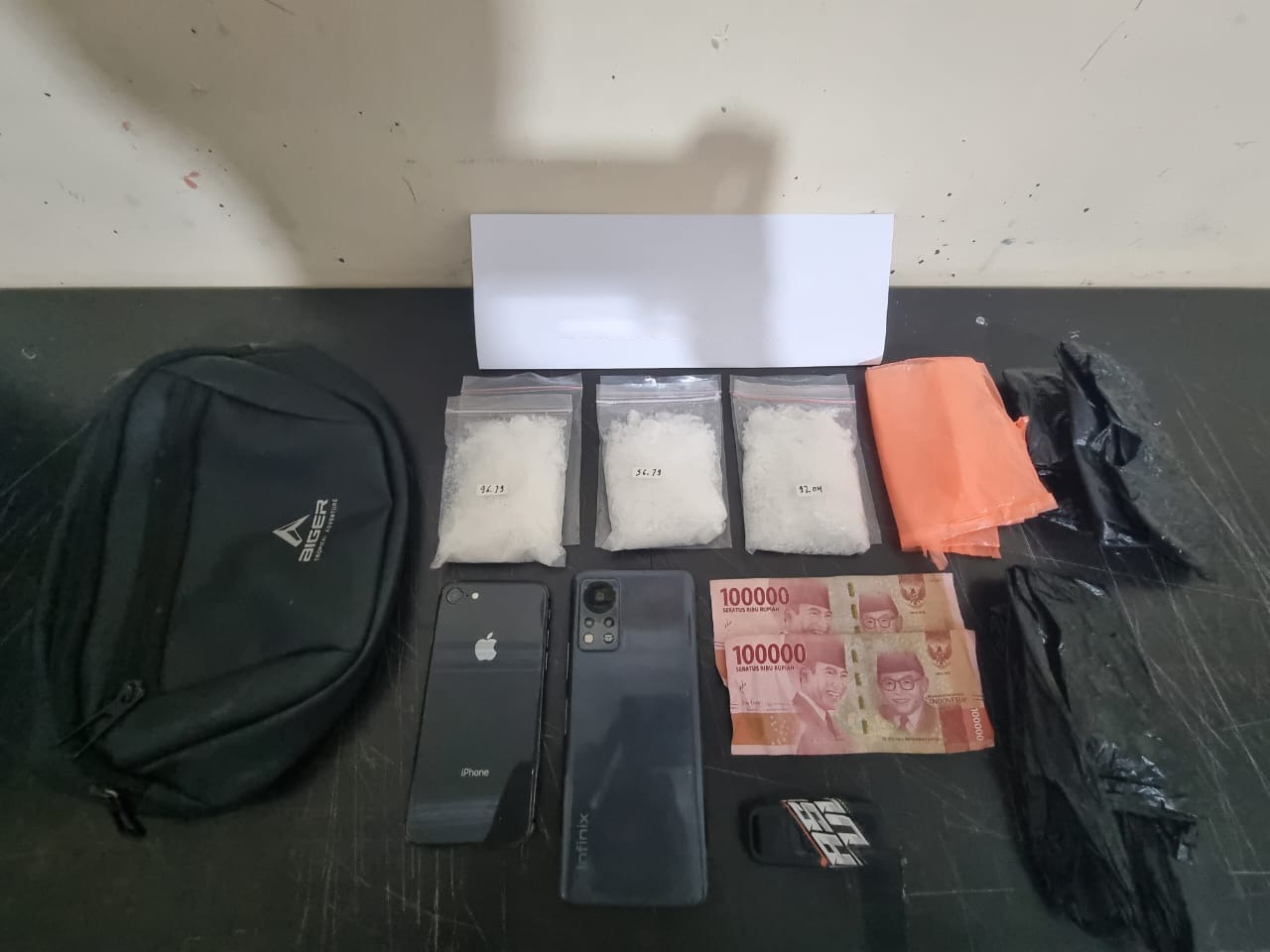 Satresnarkoba Polres Hulu Sungai Utara Gagalkan Peredaran Narkotika Jenis Sabu Seberat 290 Gram, Dua Pelaku Dibekuk