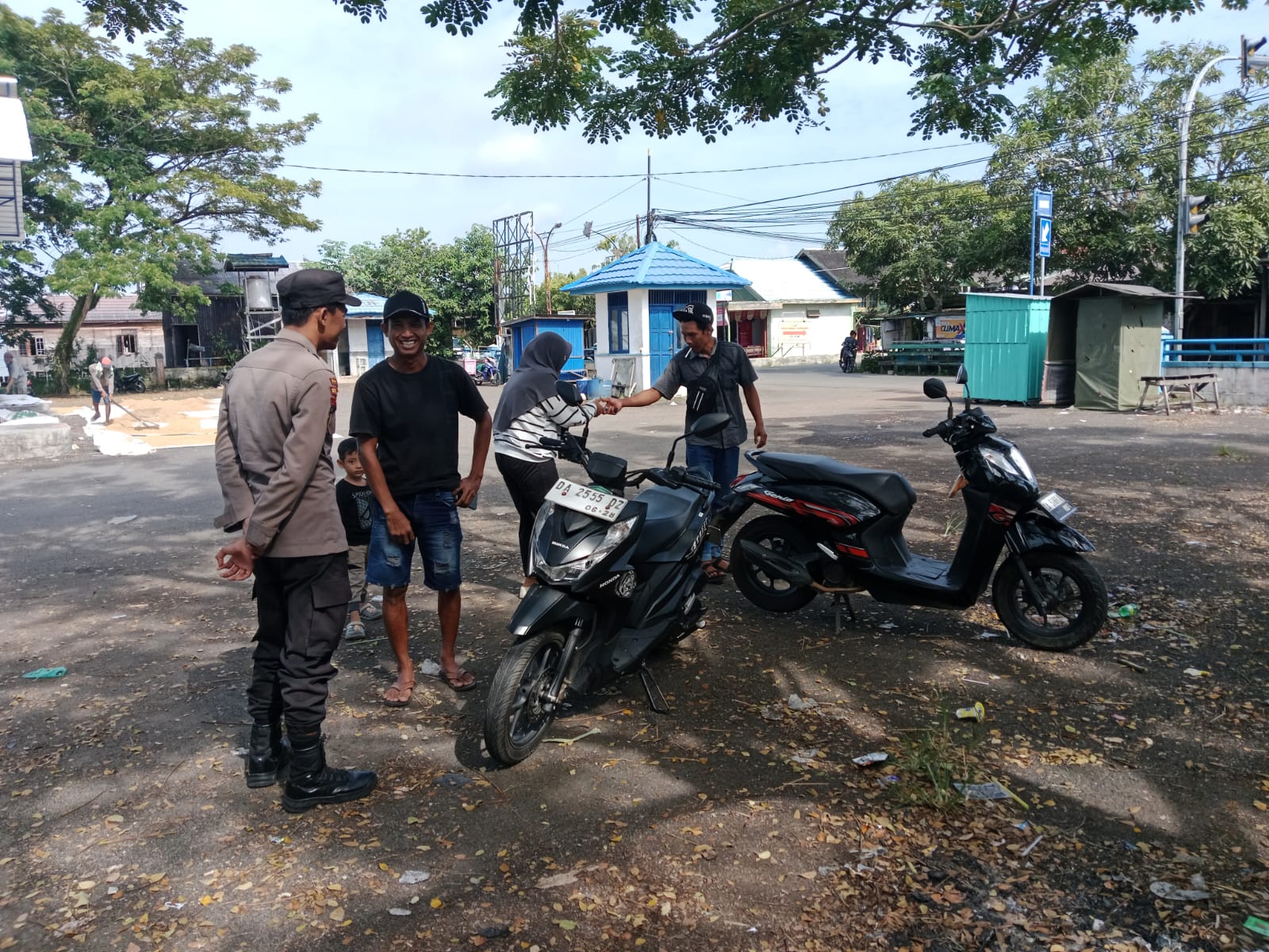 Patroli Dialogis dan Sambang Polsek Babirik Tingkatkan Keamanan dan Kepercayaan Masyarakat di Hari Kemerdekaan