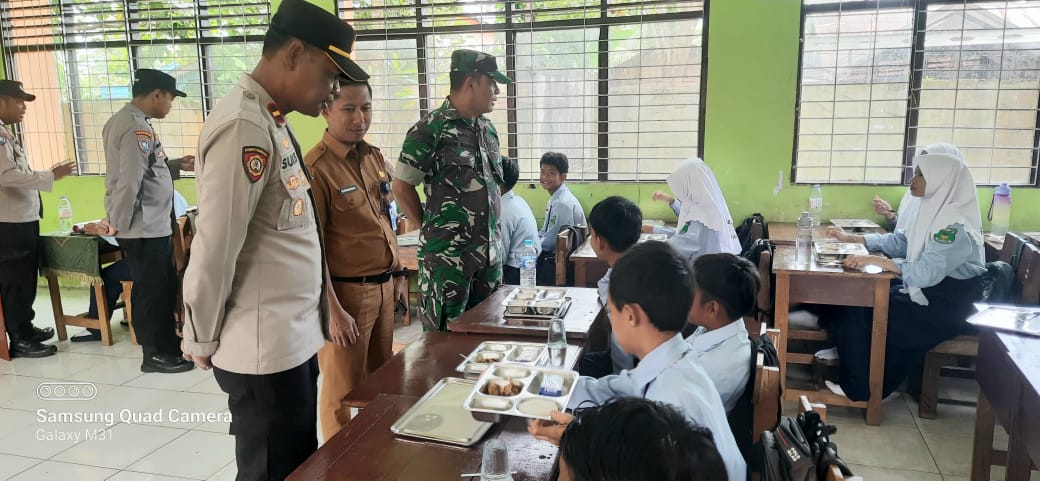 Polres HSU Dukung Launching Program Makanan Bergizi Gratis untuk Pelajar di Amuntai