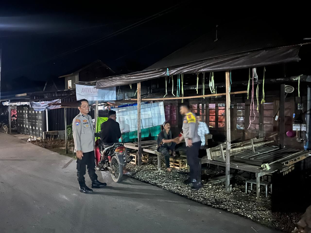 Polsek Sungai Pandan Intensifkan Patroli Dialogis dan Sambang di Desa Galagah Hulu, Perkuat Transformasi Polri Presisi