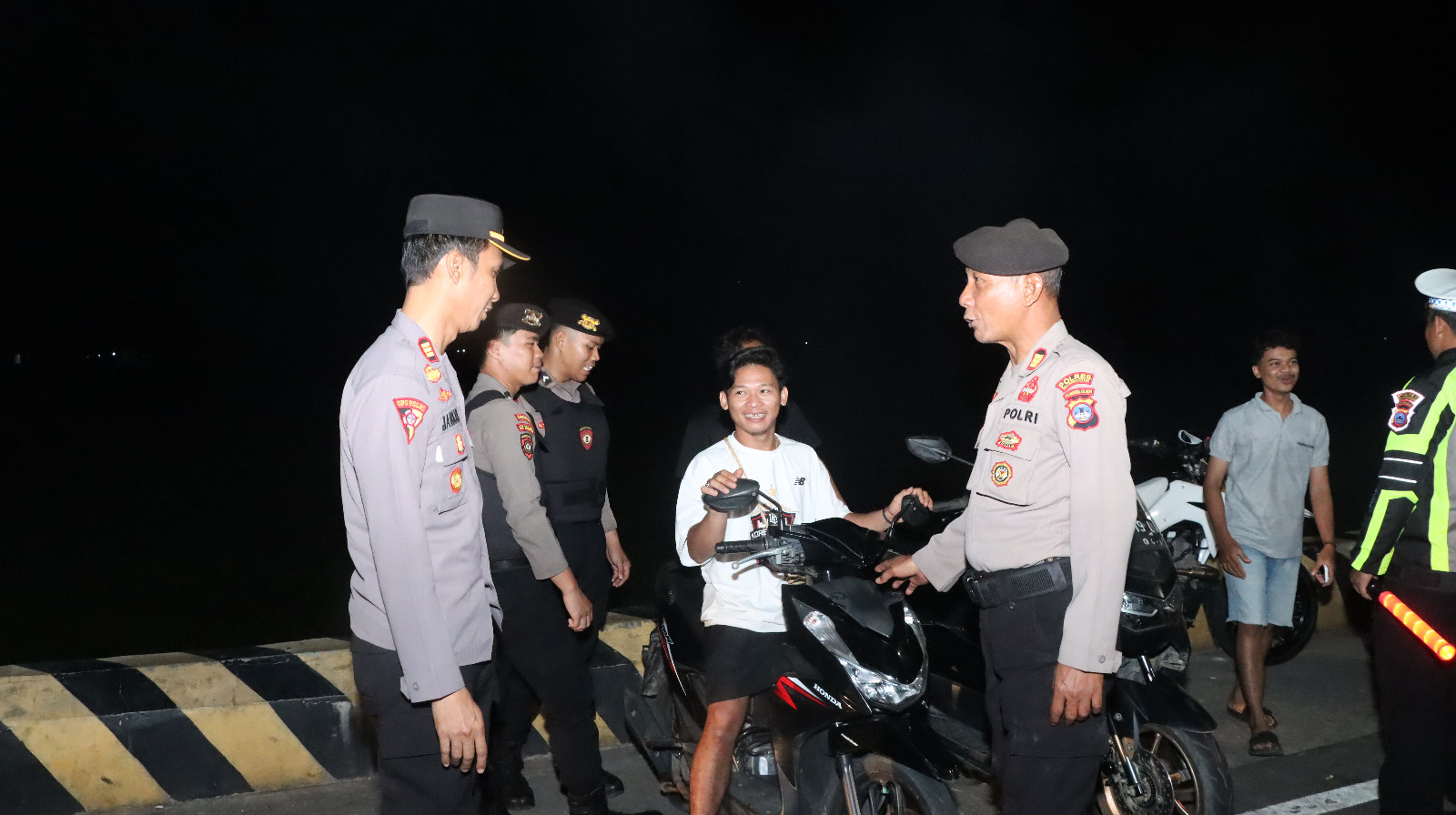 Polres HSU Gelar Patroli Skala Besar, Tingkatkan Keamanan dan Cegah Gangguan Kamtibmas