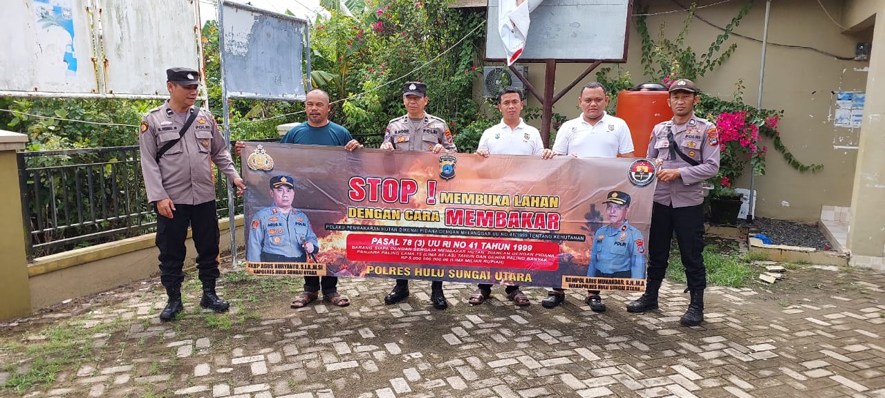 Patroli Dialogis dan Sosialisasi Antisipasi Karhutla Polsek Amuntai Selatan Ciptakan Situasi Aman dan Kondusif