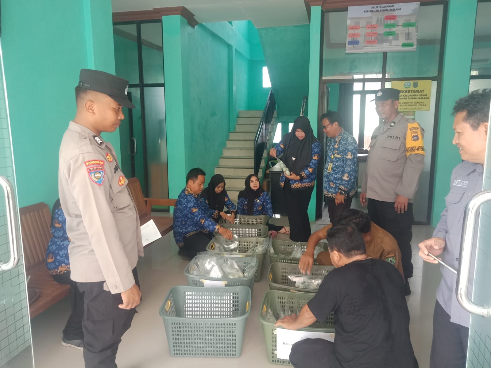 Polsek Amuntai Tengah Gelar Patroli Dialogis dan Sambang Warga, Wujudkan Situasi Kamtibmas yang Aman dan Kondusif