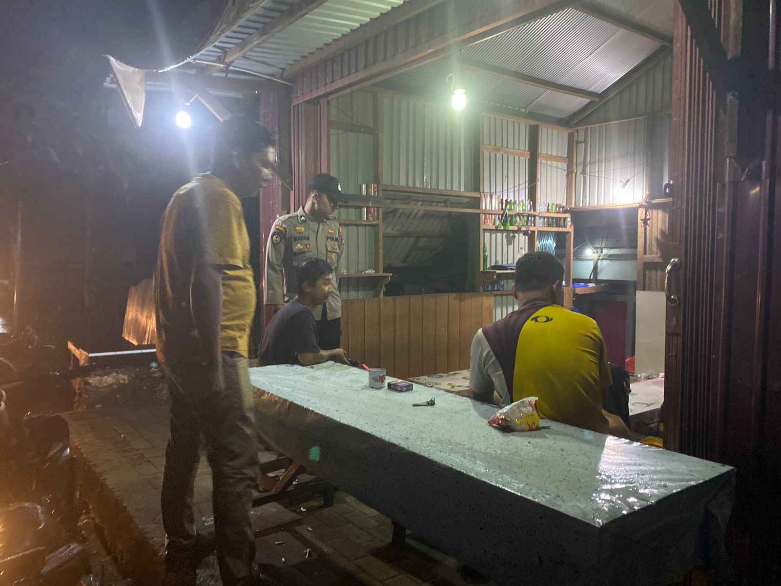 Patroli Dialogis dan Sambang Amuntai Utara Jaga Kronisitas Keamanan Desa Guntung