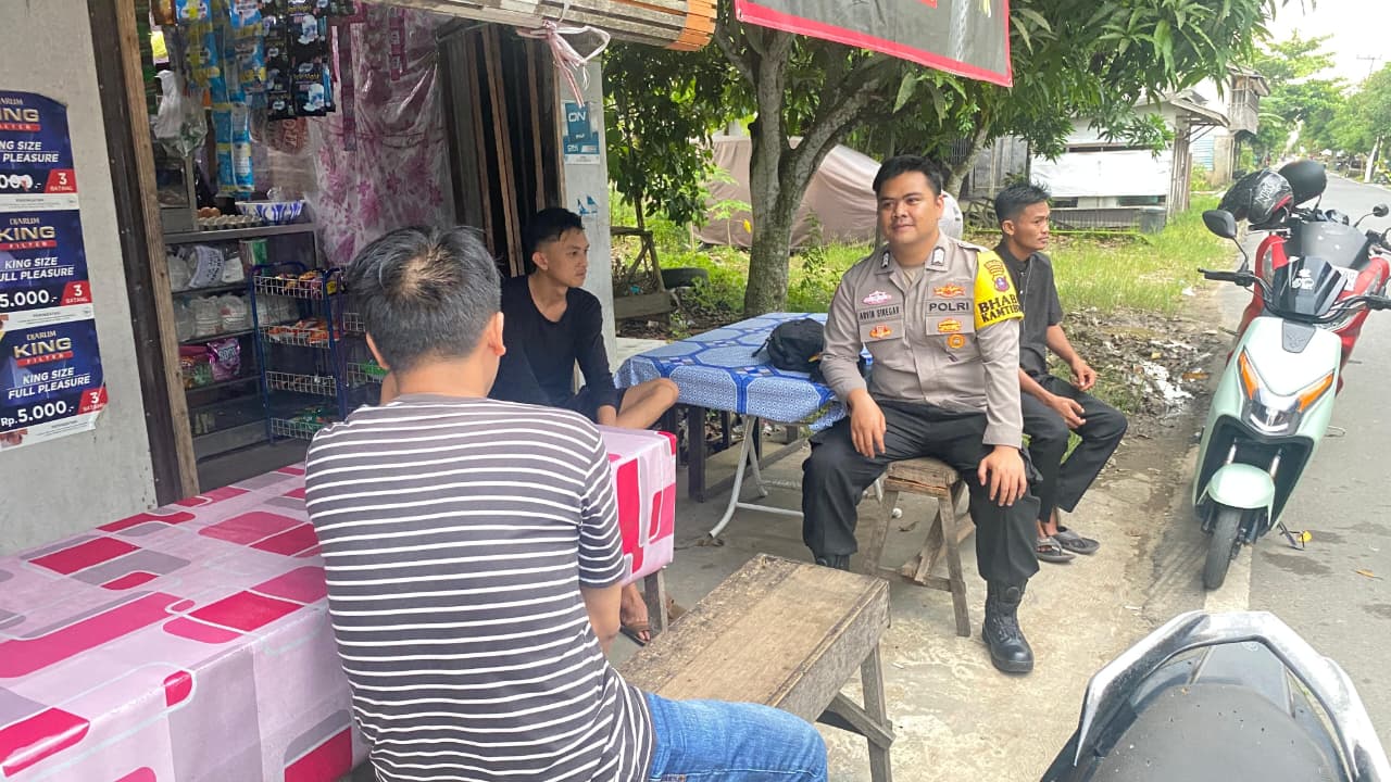 Polsek Babirik Laksanakan Patroli Dialogis dan Sambang di Desa Murung Panti Hilir untuk Tingkatkan Keamanan dan Kedekatan dengan Masyarakat