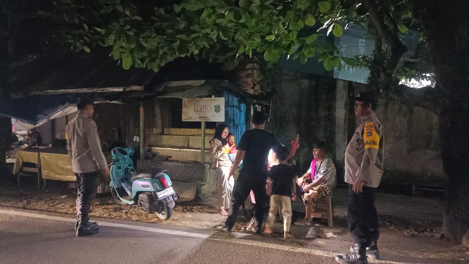 Polsek Amuntai Tengah Rutin Gelar Patroli Malam, Wujudkan Situasi Aman dan Kondusif bagi Masyarakat