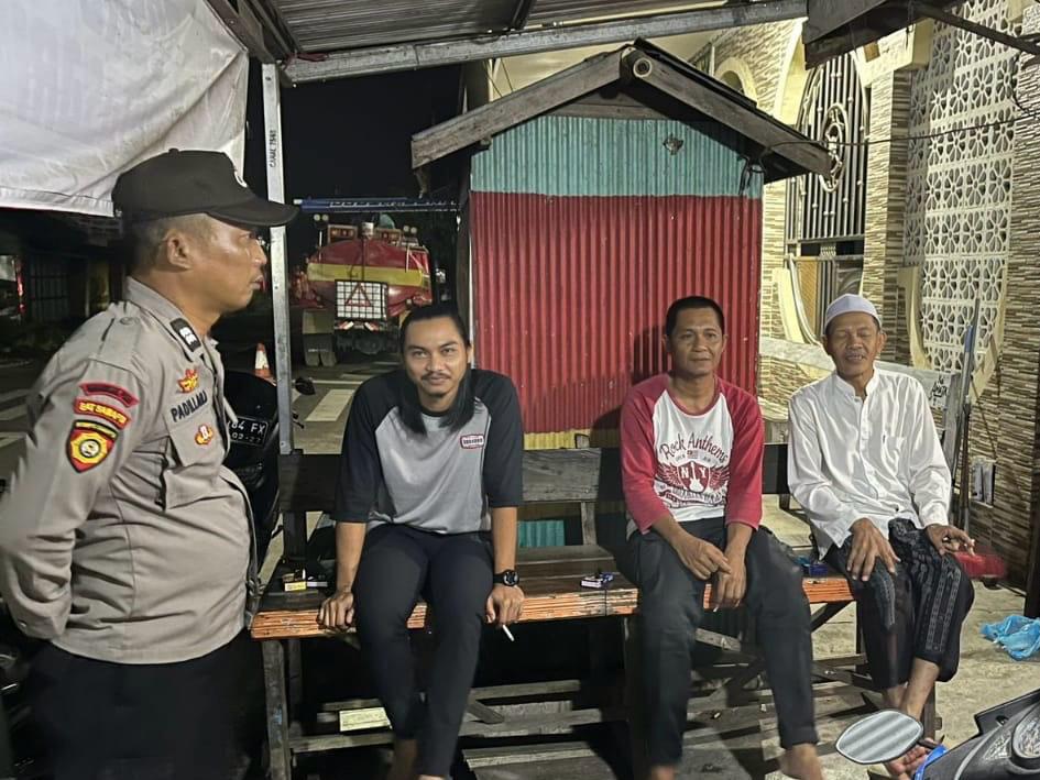 Polsek Amuntai Tengah Gelar Patroli Dialogis, Satkamling, dan Patroli Mobile Demi Ciptakan Rasa Aman di Tengah Masyarakat