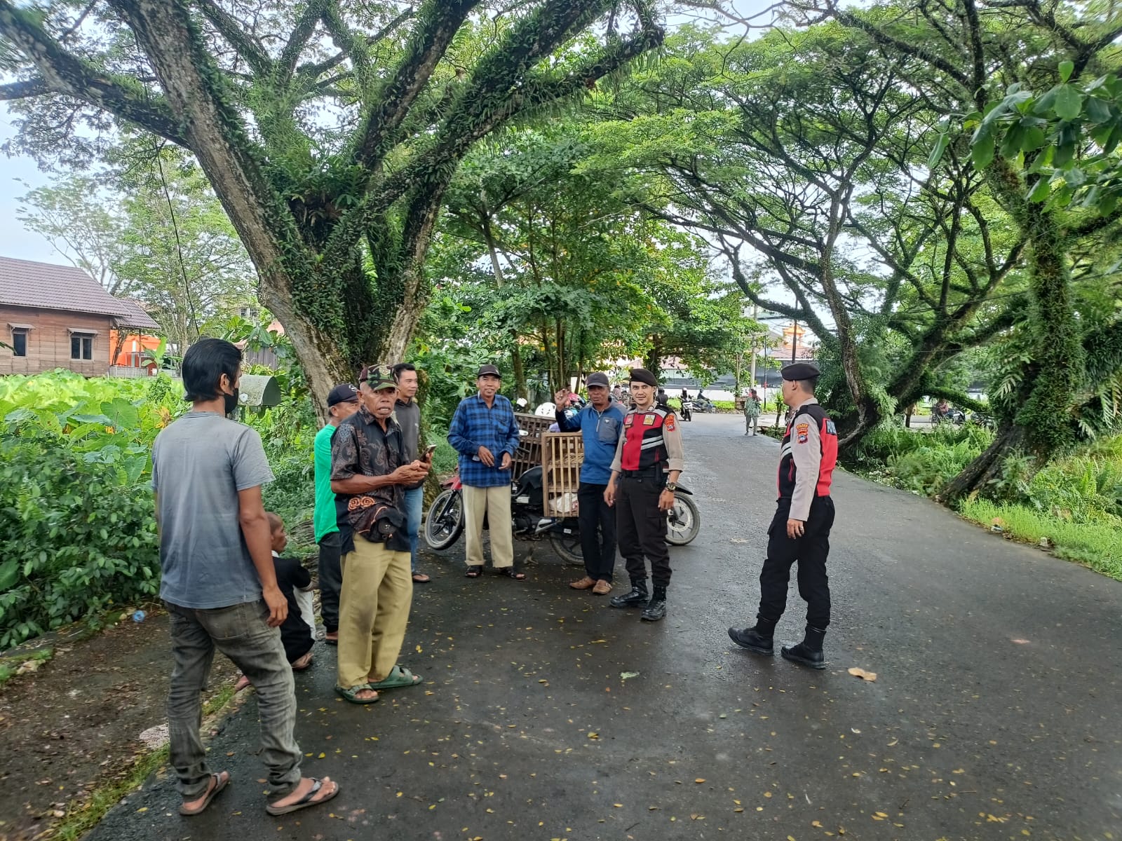 Sat Samapta Polres HSU Gelar Patroli Bailang untuk Cegah Premanisme dan Kejahatan Jalanan