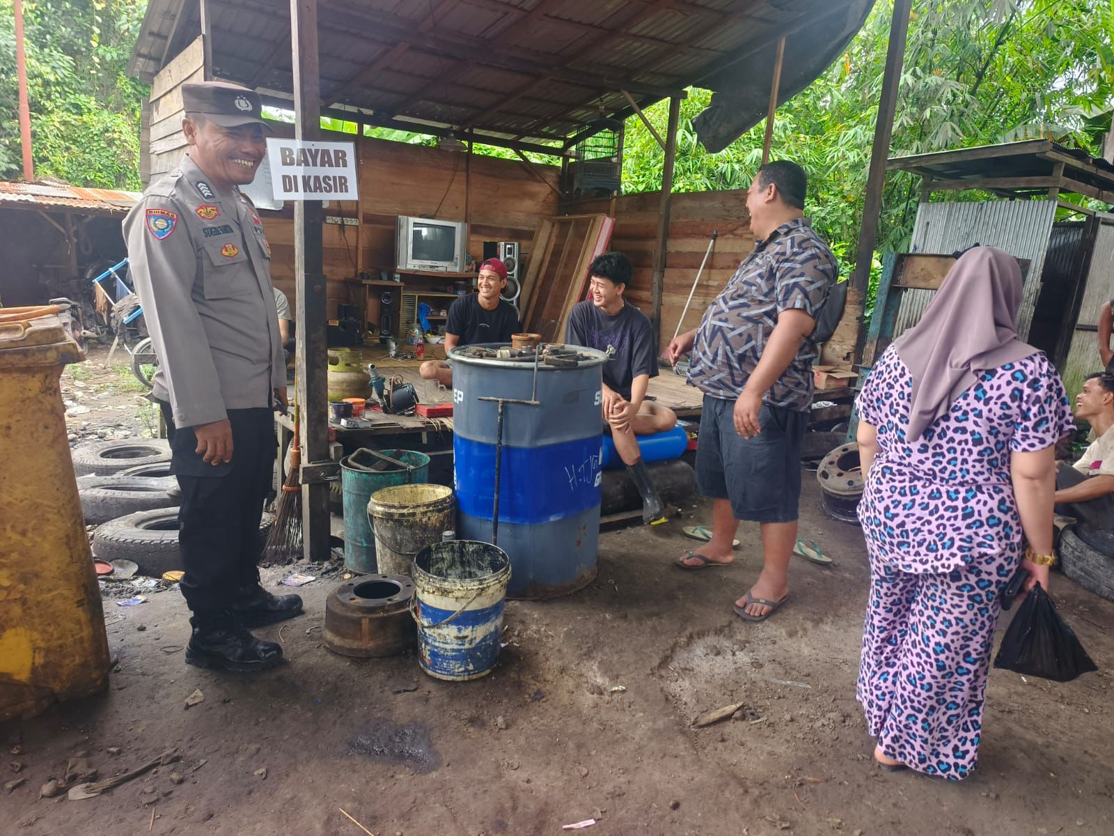 Polsek Amuntai Utara Gelar Patroli Dialogis dan Himbauan Kamtibmas untuk Jaga Kondusivitas Wilayah