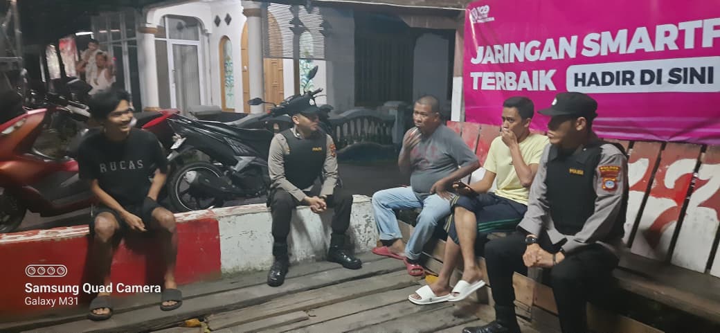 Polsek Amuntai Tengah Gelar Patroli Dialogis dan Pembinaan Satkamling Demi Wujudkan Kamtibmas Aman dan Nyaman