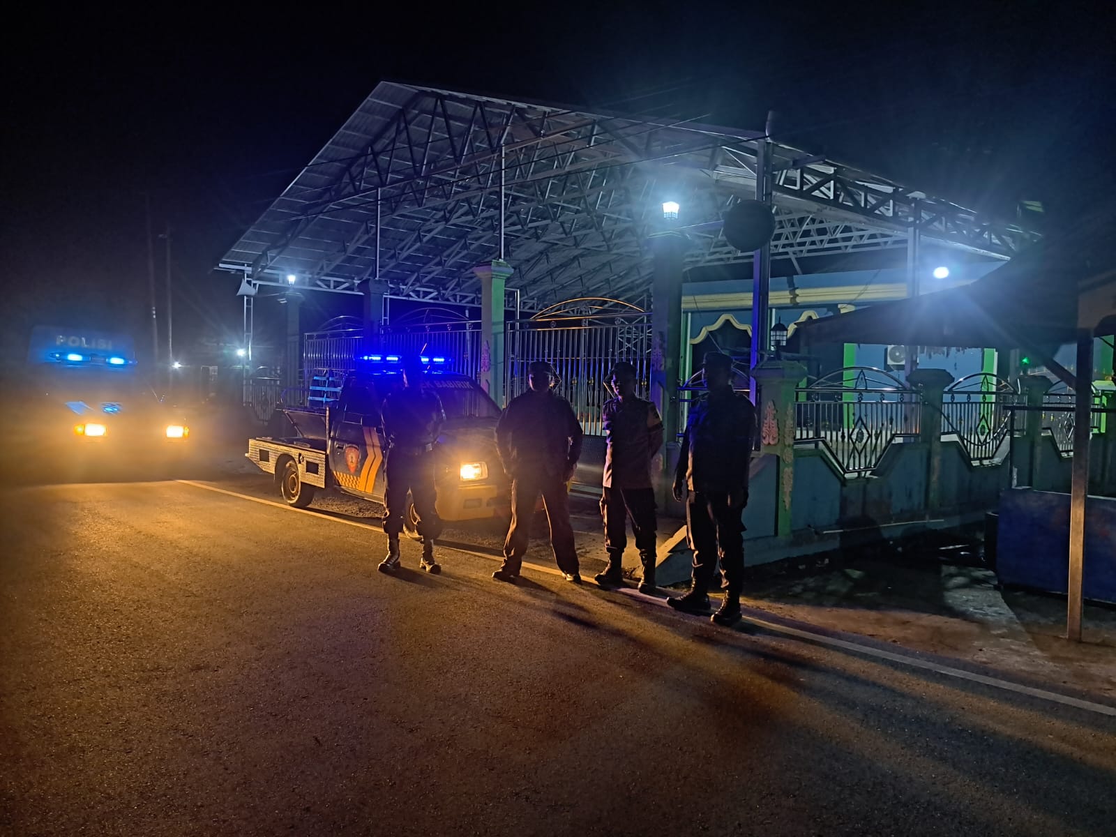 Polsek Babirik dan Polsek Sungai Pandan Gelar Patroli Sinergis Jaga Kamtibmas di Wilayah Perbatasan Desa Sungai Durait Hulu dan Rantau Karau