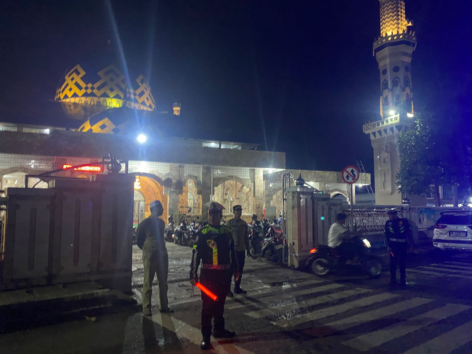 Polres HSU Gelar Patroli dan Pengamanan Sholat Tarawih Ramadhan 1447 H Demi Ciptakan Situasi Kondusif