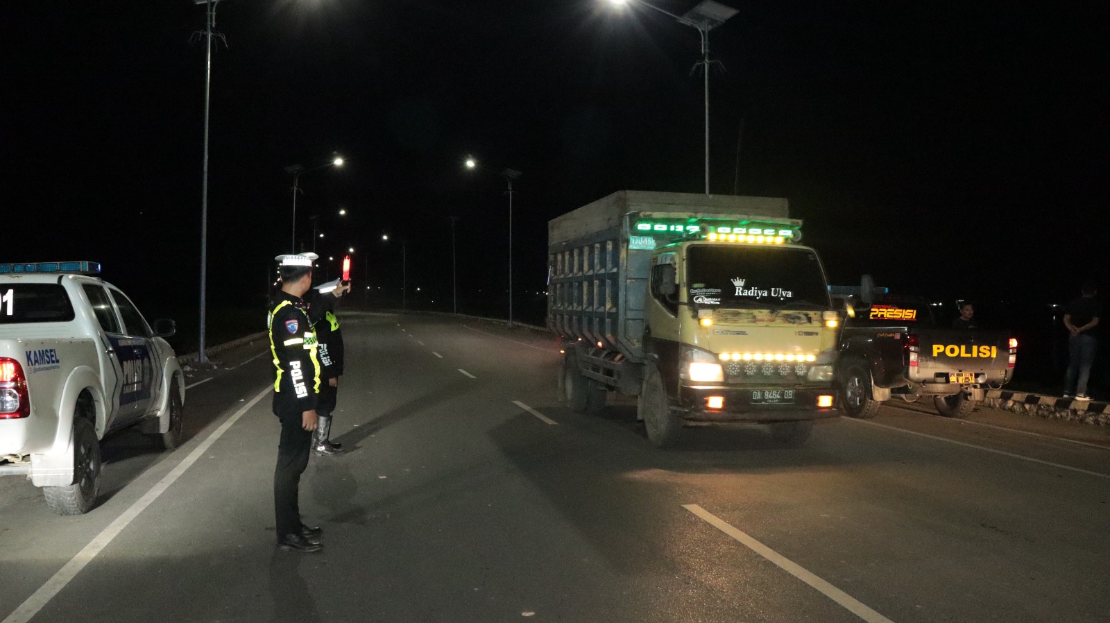 Sat Lantas Polres HSU Gelar Patroli Malam di Titik Rawan Laka Lantas dan Pelanggaran untuk Ciptakan Kamseltibcarlantas Kondusif