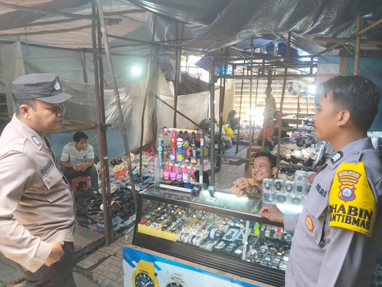 Polsek Amuntai Tengah Gelar Patroli Dialogis untuk Wujudkan Situasi Aman dan Kondusif di Wilayah Hukum