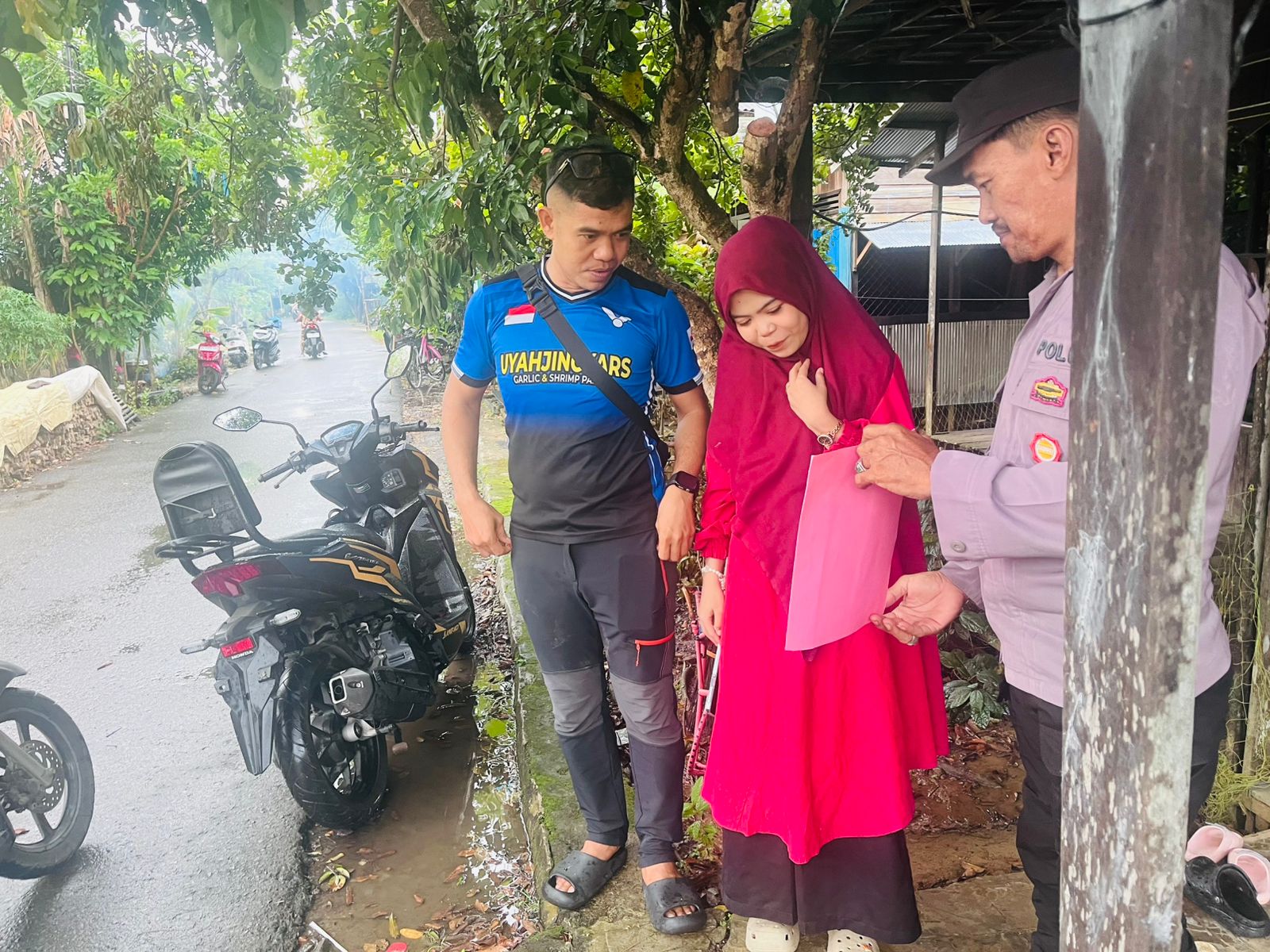 Polsek Amuntai Tengah Gelar Patroli Dialogis dan Sosialisasi Penerimaan Anggota Polri Tahun 2026 kepada Warga Masyarakat