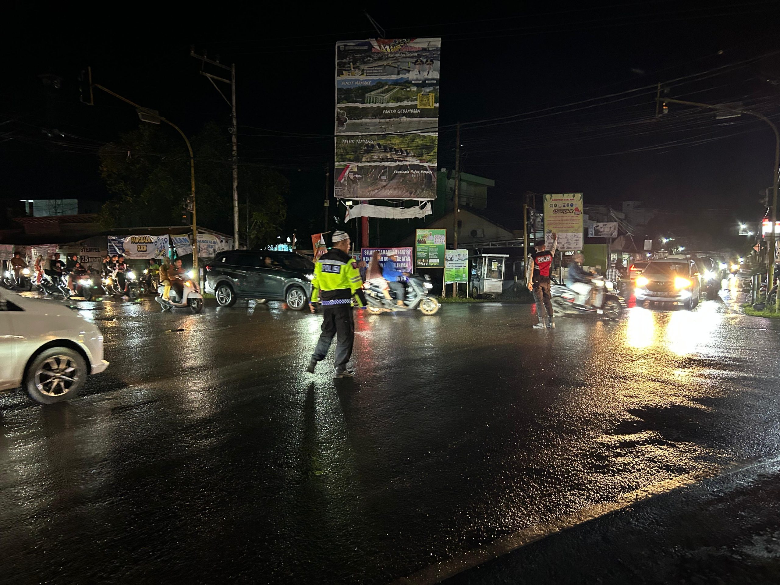 Polres Hulu Sungai Utara Gelar Pengaturan Lalu Lintas Malam Takbiran Idul Fitri 1447 H untuk Wujudkan Kamtibmas Kondusif