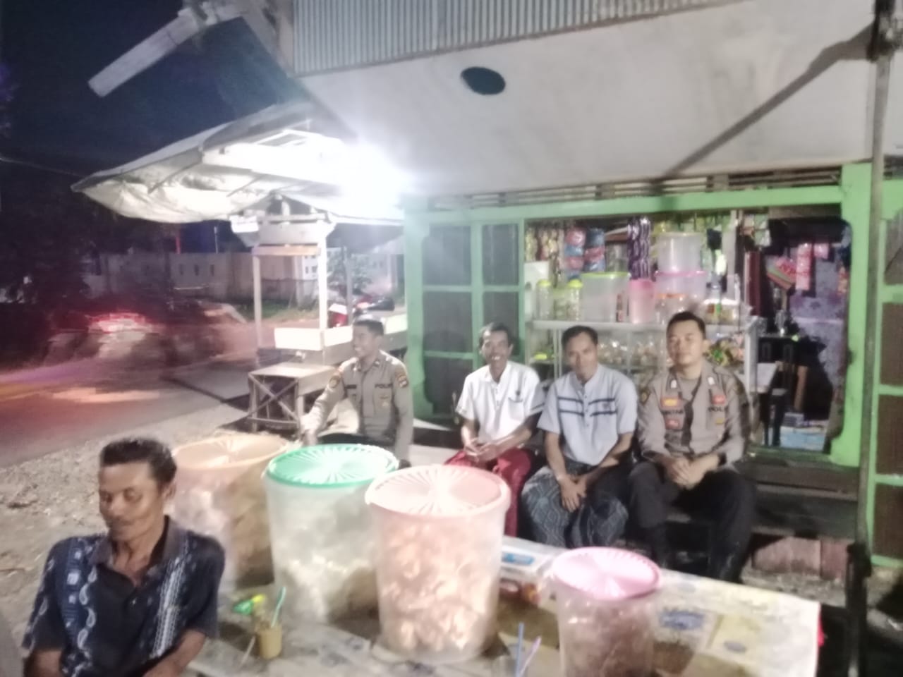 Polsek Babirik Laksanakan Patroli Dialogis dan Sambang Guna Ciptakan Sitkamtibmas yang Aman dan Kondusif di Wilayah Hukum Polres HSU