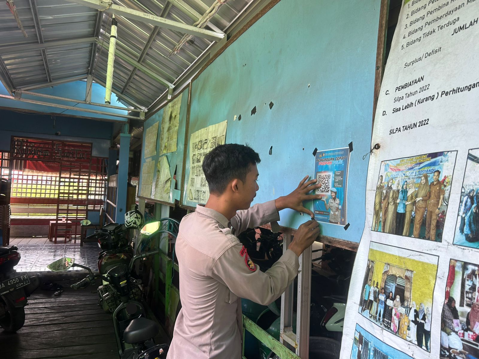 Polsek Danau Panggang Sosialisasikan Layanan Pengaduan Online Berbasis QR Code kepada Masyarakat