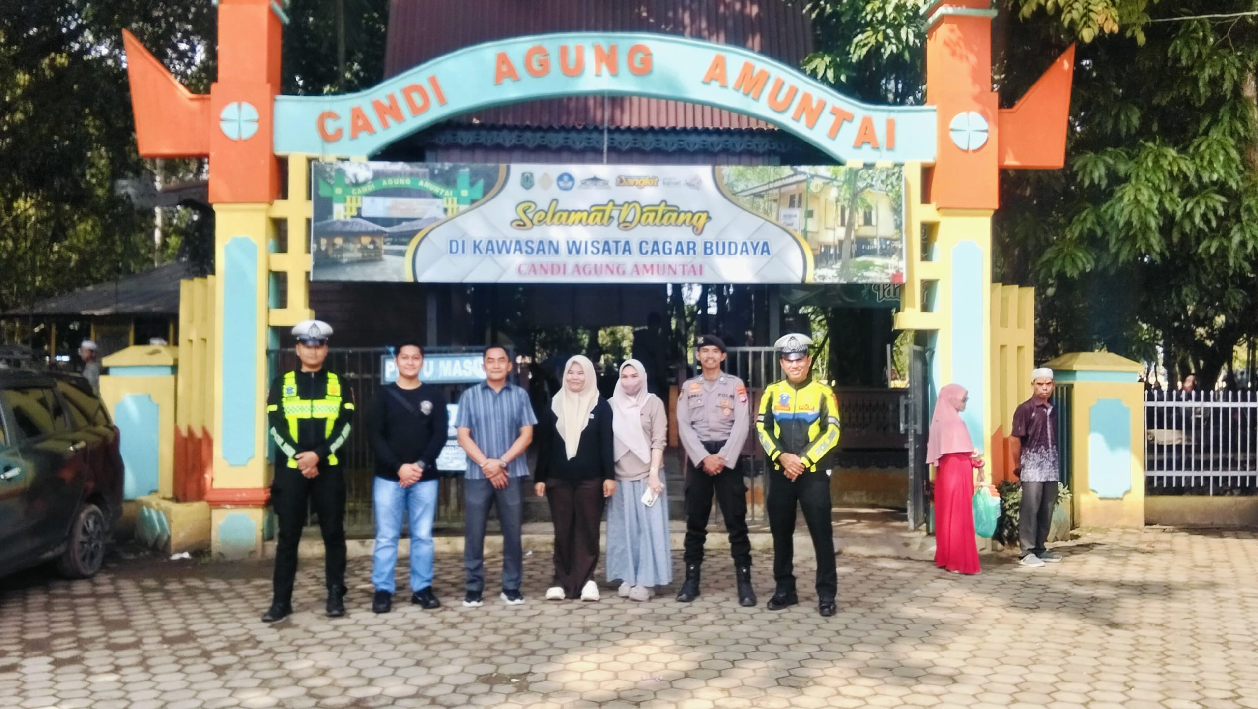 Polres HSU Laksanakan Pengamanan dan Monitoring di Objek Wisata Candi Agung Amuntai, Pastikan Situasi Aman dan Kondusif