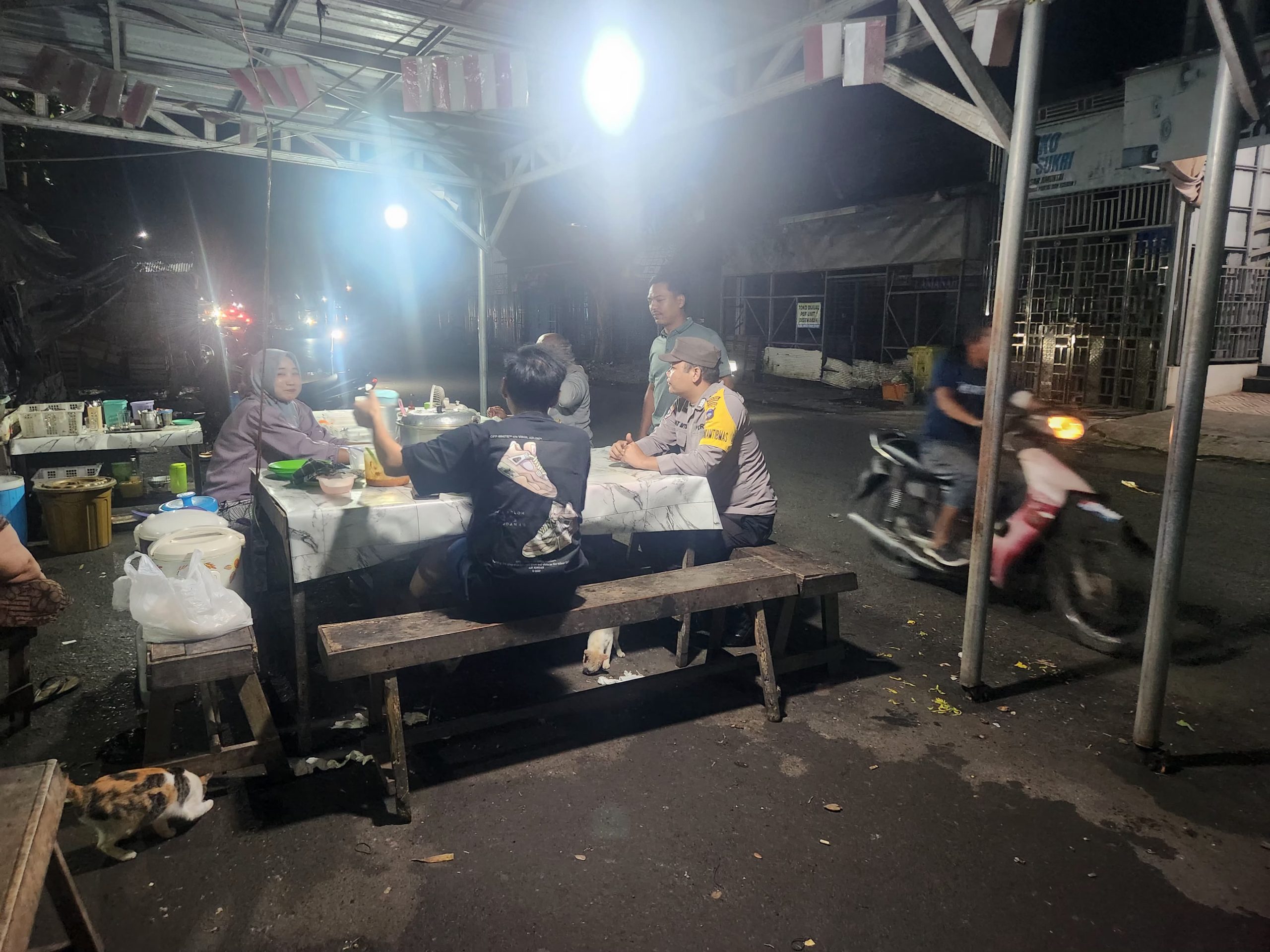Polsek Amuntai Tengah Gencarkan Patroli Dialogis dan Sambang untuk Jaga Situasi Kamtibmas Kondusif