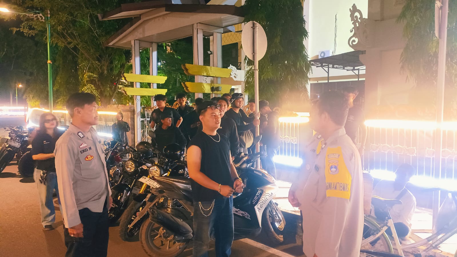 Polsek Amuntai Tengah Gencarkan Patroli Malam di Wilayah Hukum untuk Wujudkan Kamtibmas yang Aman dan Kondusif