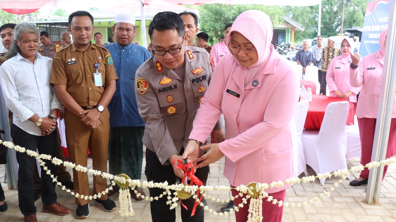 Polres Hulu Sungai Utara Gelar Launching Dapur SPPG Kemala Bhayangkari dalam Mendukung Program Makan Bergizi Gratis