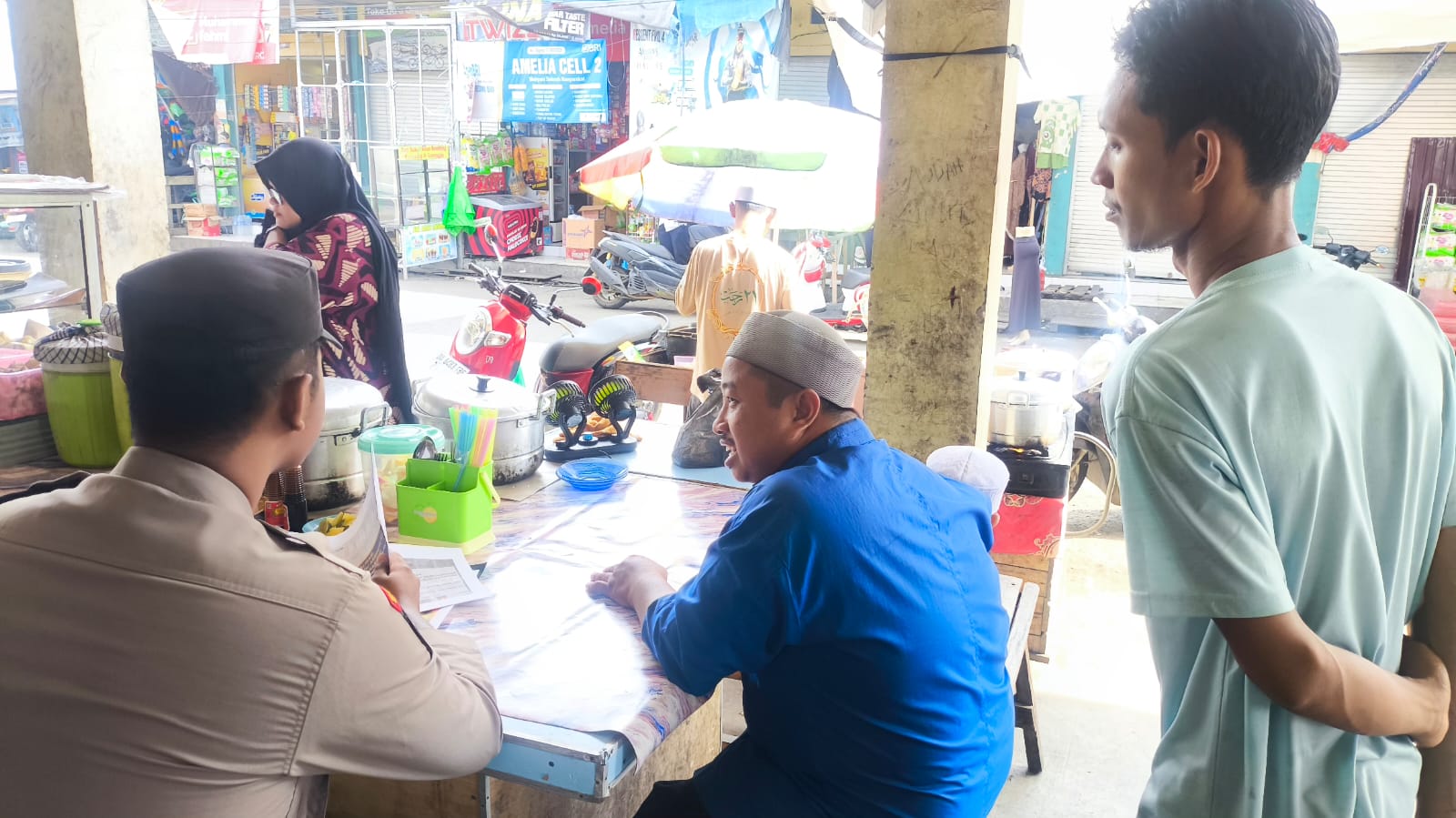 Polsek Danau Panggang Gelar Patroli Dialogis dan Sosialisasi Penerimaan Anggota Polri T.A. 2026 di Sekolah dan Masyarakat