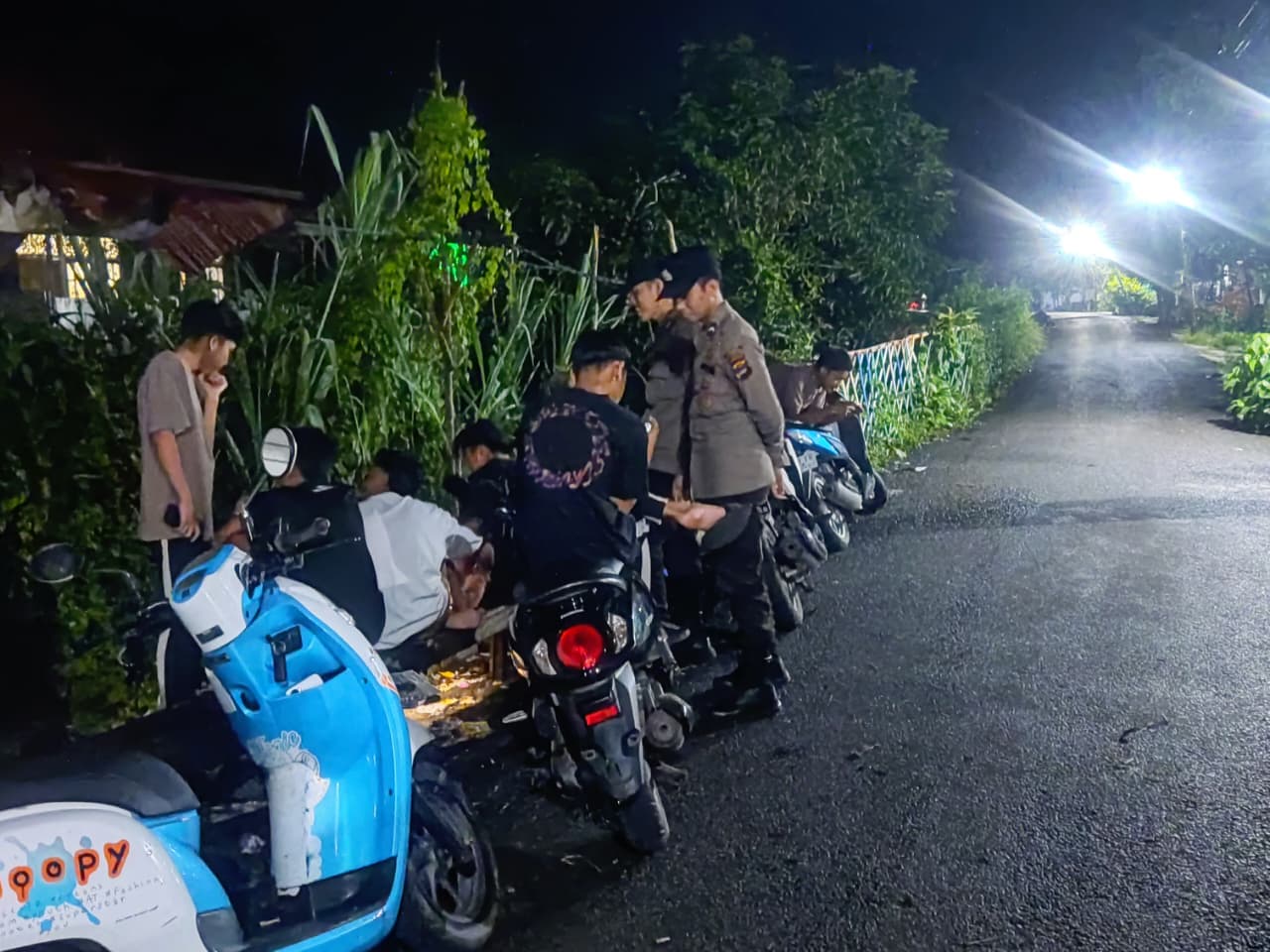 Polsek Amuntai Tengah Laksanakan Patroli Malam, Upaya Ciptakan Situasi Aman dan Kondusif di Wilayah Hukum Polres HSU