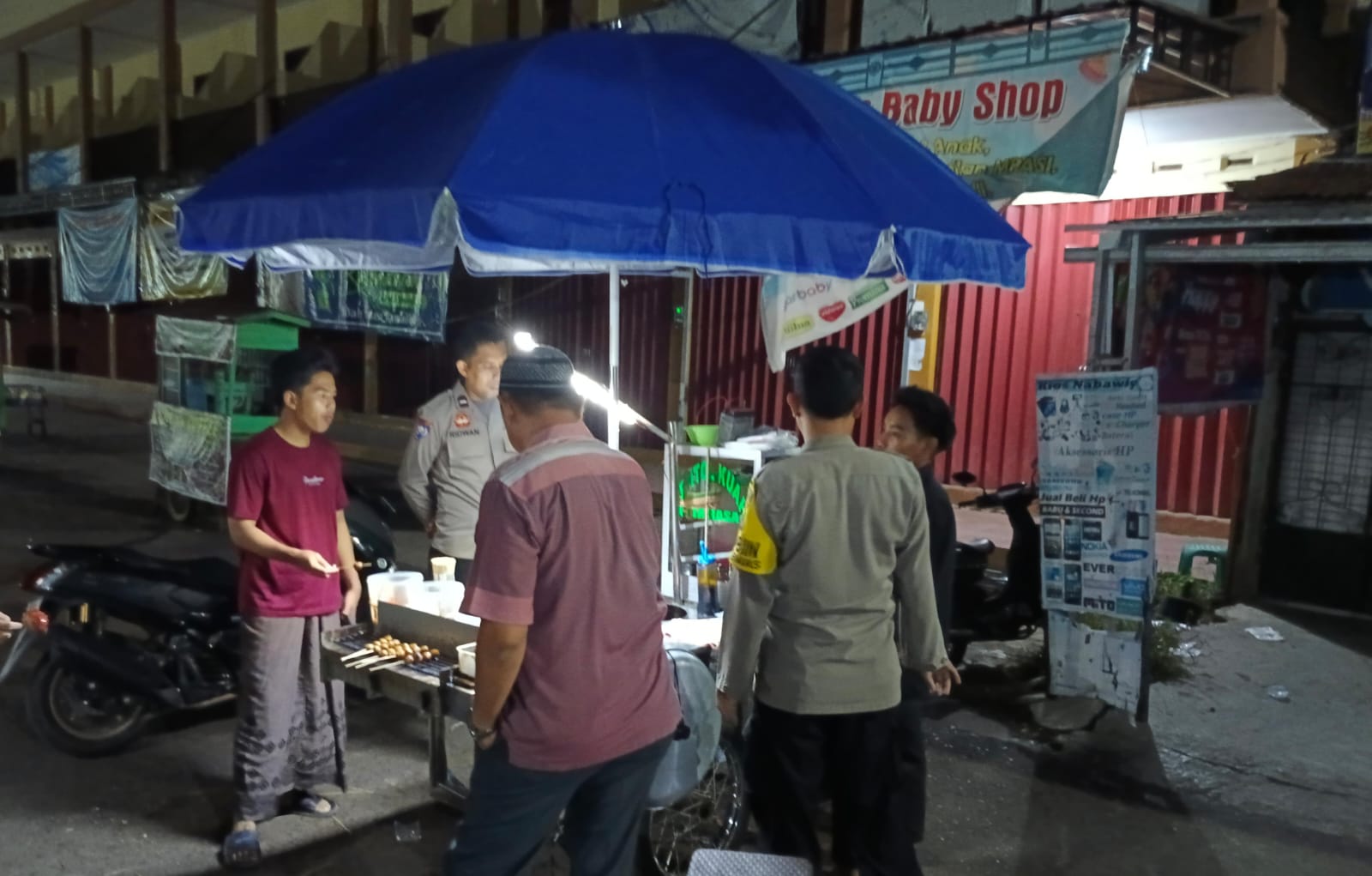 Patroli Dialogis dan Sambang Polsek Sungai Pandan Perkuat Kamtibmas di Desa Sungai Pandan Hulu