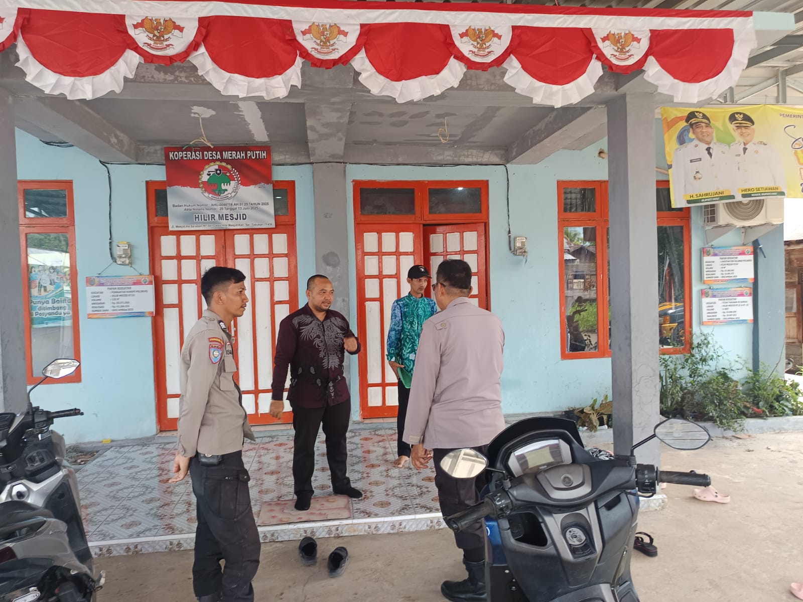 Patroli Dialogis dan Sambang di Desa Hilir Mesjid: Menjaga Kamtibmas dan Meningkatkan Hubungan Polri dengan Masyarakat
