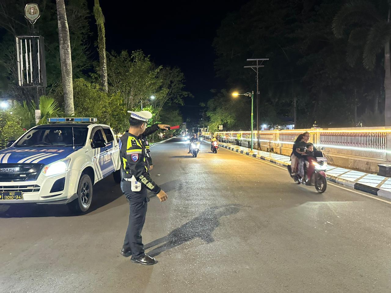 Satlantas Polres HSU Gelar Patroli Malam untuk Tekan Kecelakaan dan Pelanggaran Lalu Lintas di Amuntai