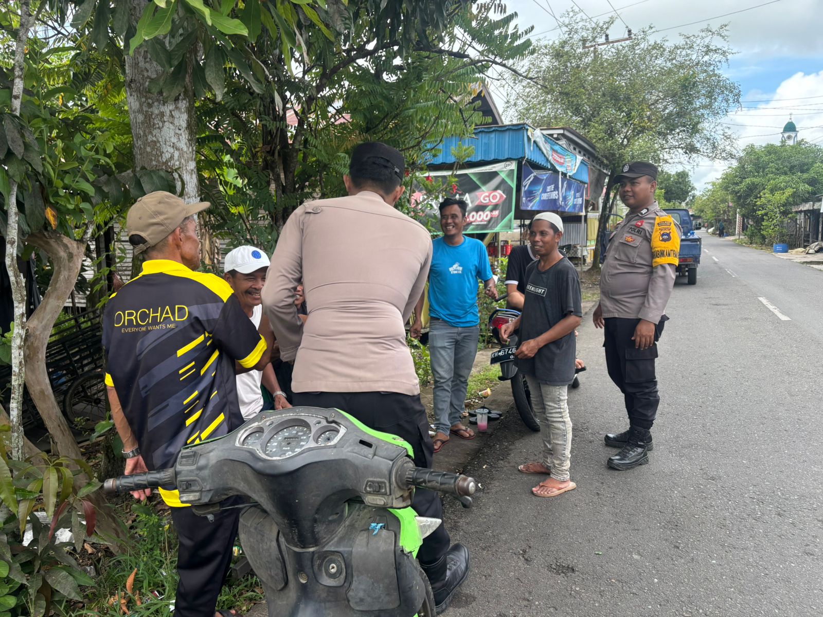 Polsek Danau Panggang Laksanakan Patroli Dialogis dan Sosialisasi, Perkuat Kamtibmas di Desa Baru