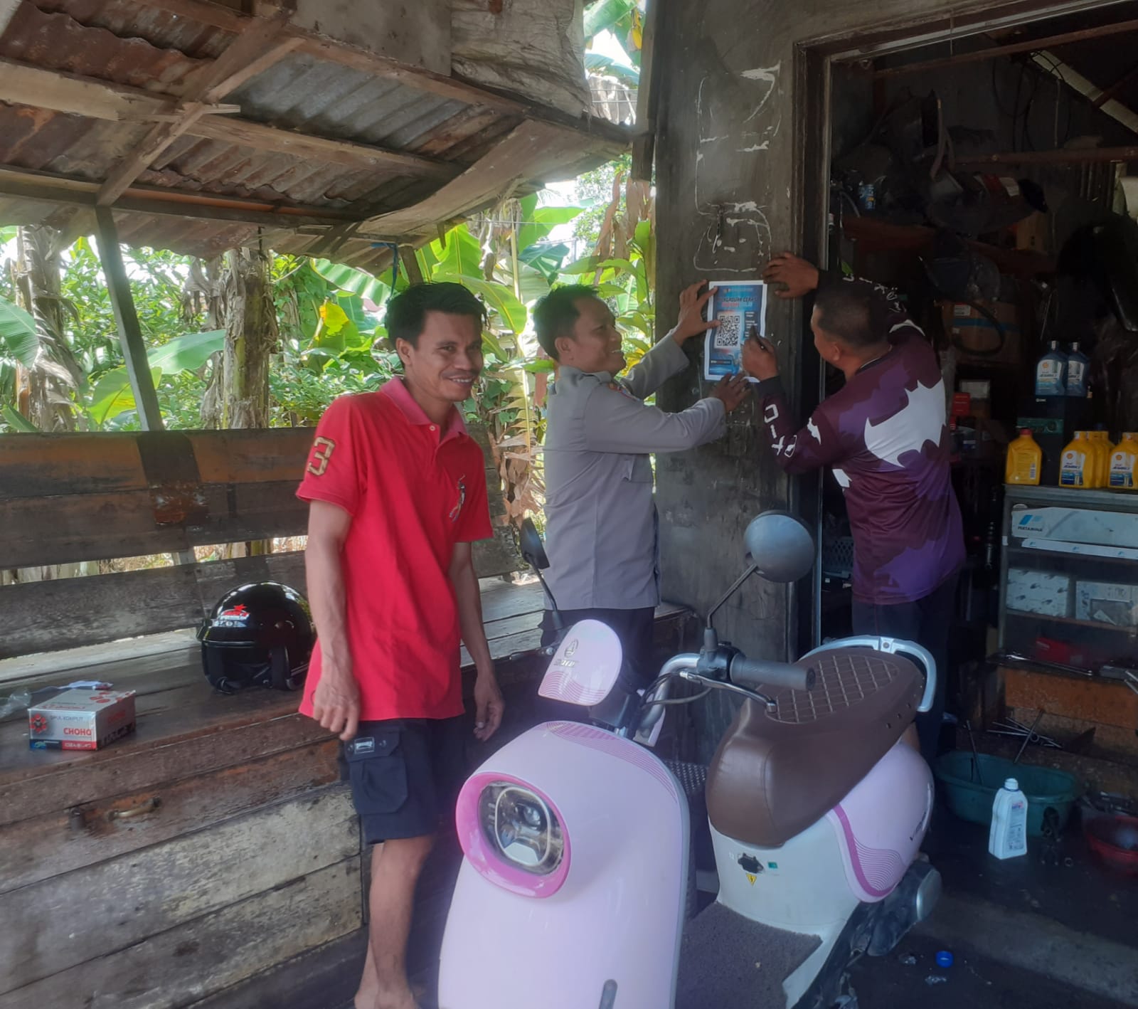 Polsek Sungai Pandan Sosialisasikan Layanan Pengaduan Online Berbasis QR Code untuk Tingkatkan Transparansi dan Kepercayaan Publik