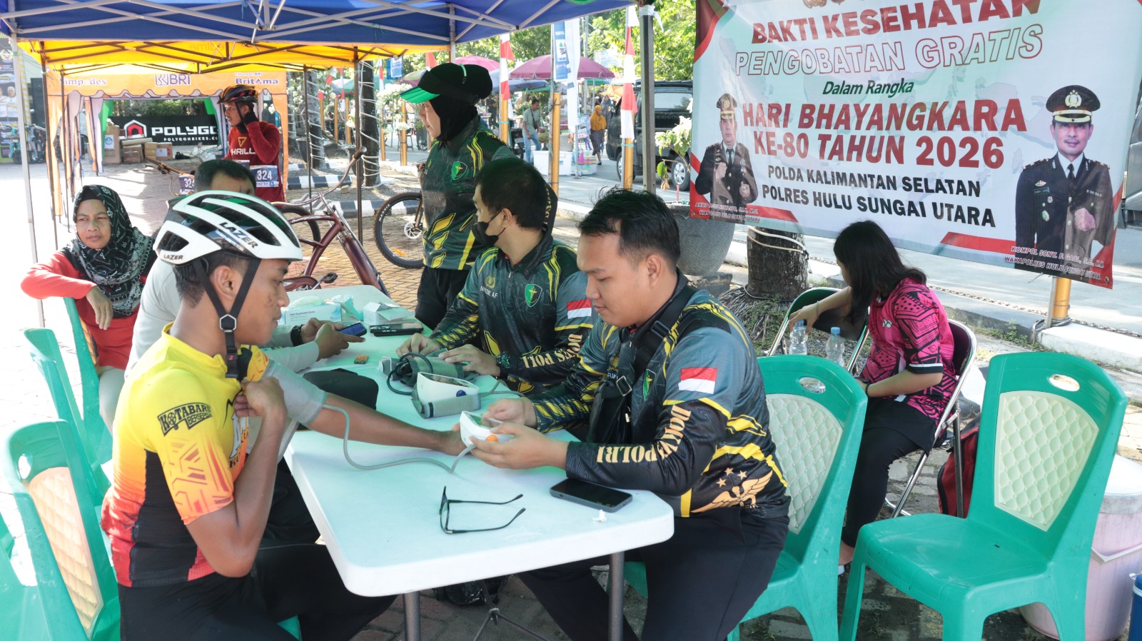 Sidokkes Polres HSU Gelar Bakti Kesehatan Gratis di HSU Bangkit Bike Fest 2026, Wujud Kepedulian Polri Menyambut Hari Bhayangkara ke-80