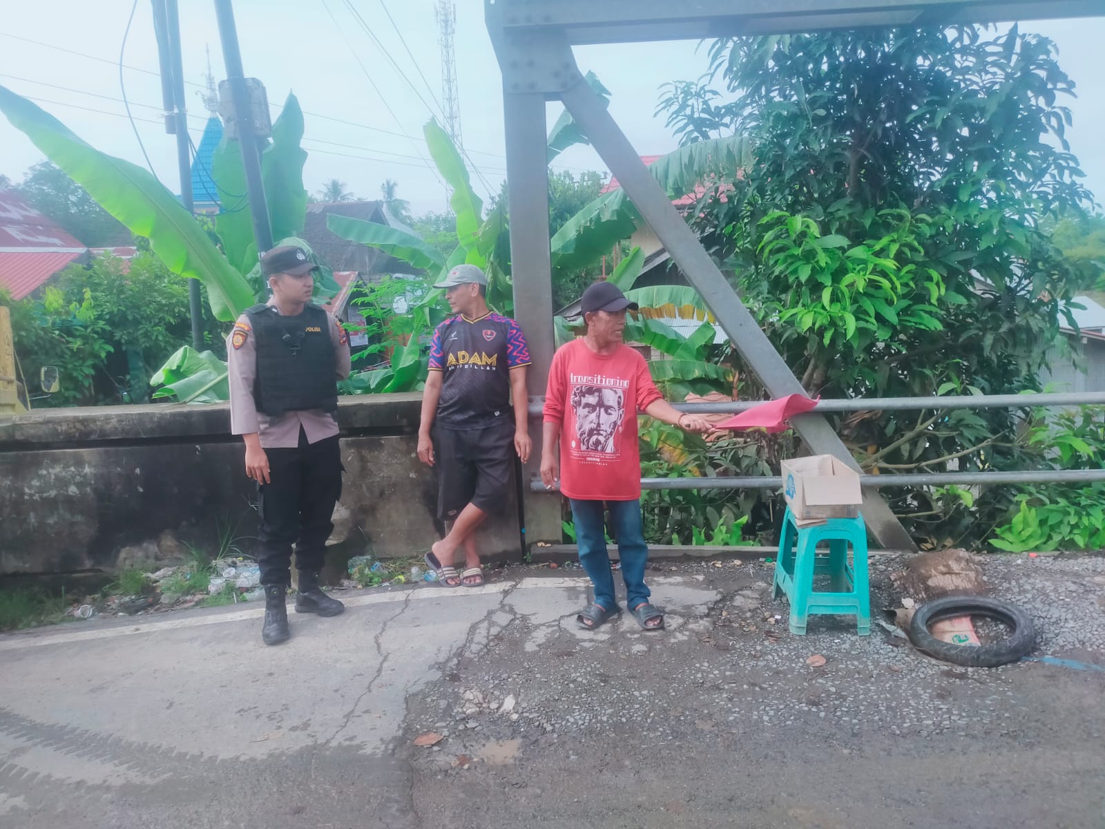 Polsek Amuntai Utara Laksanakan Patroli Dialogis dan Sambang Warga di Desa Pekapuran