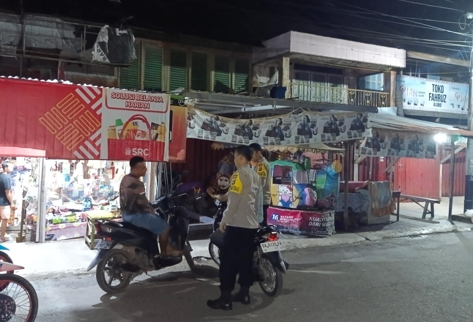 Patroli Dialogis dan Sambang Polsek Sungai Pandan Perkuat Sinergi dengan Masyarakat di Desa Sungai Pandan Hulu